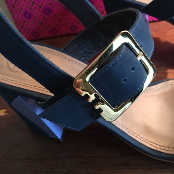 Tory Burch Palermo Sandals - Picture 5 of 8